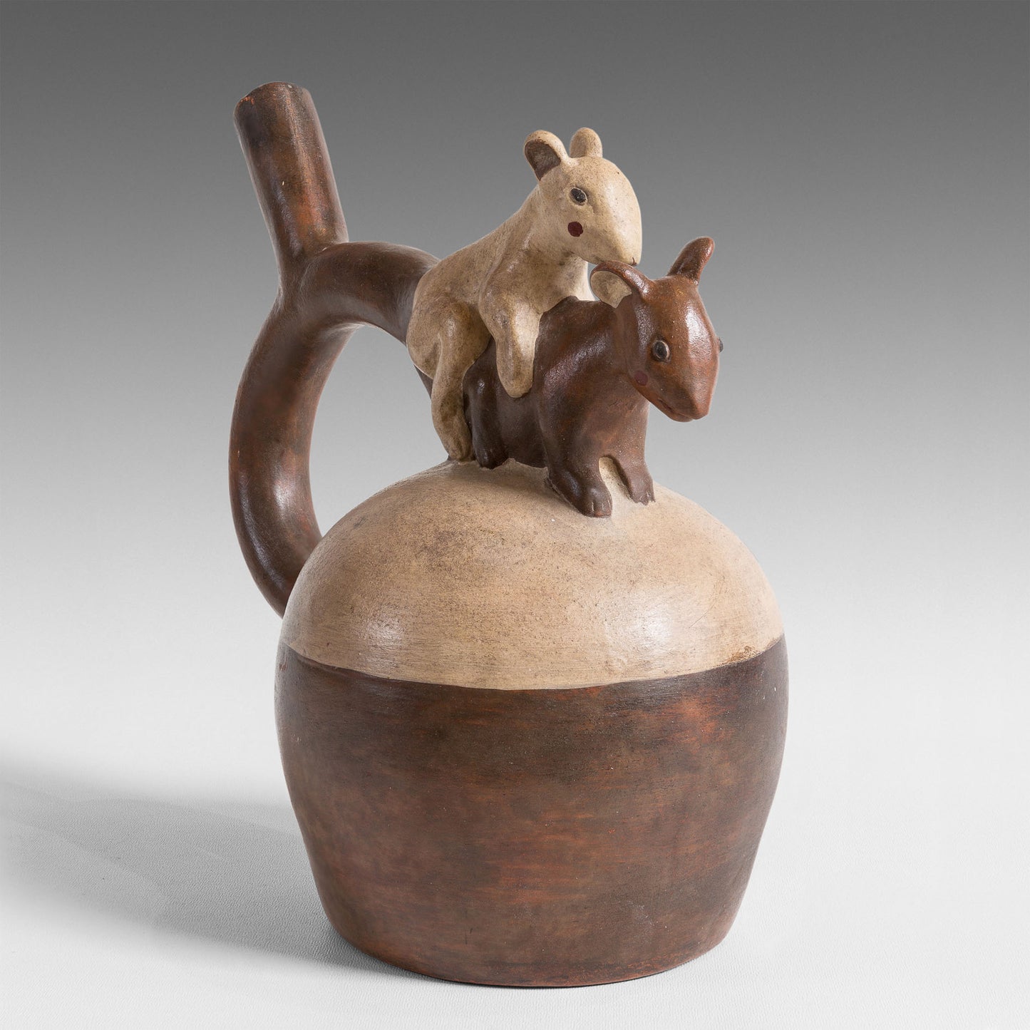 Mouse couple stirrup vase