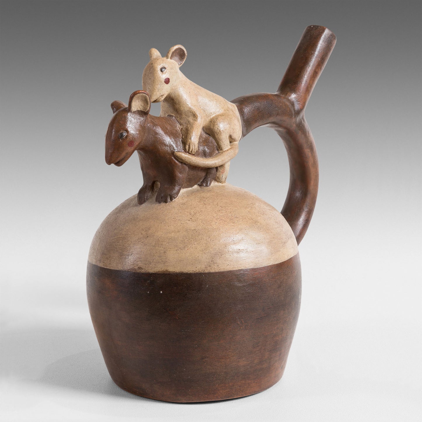 Mouse couple stirrup vase