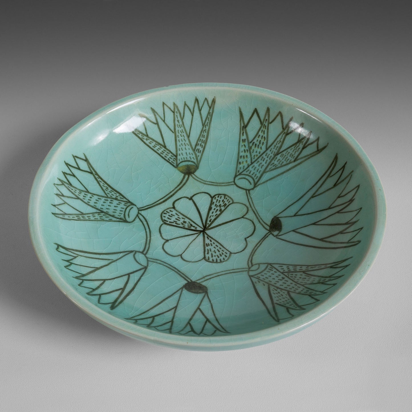 Lotus plate