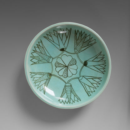 Lotus plate