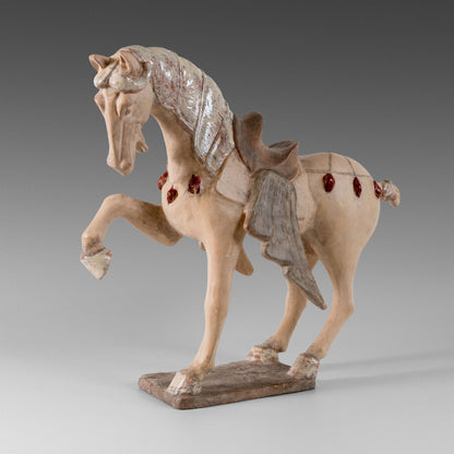 Tang standing horse