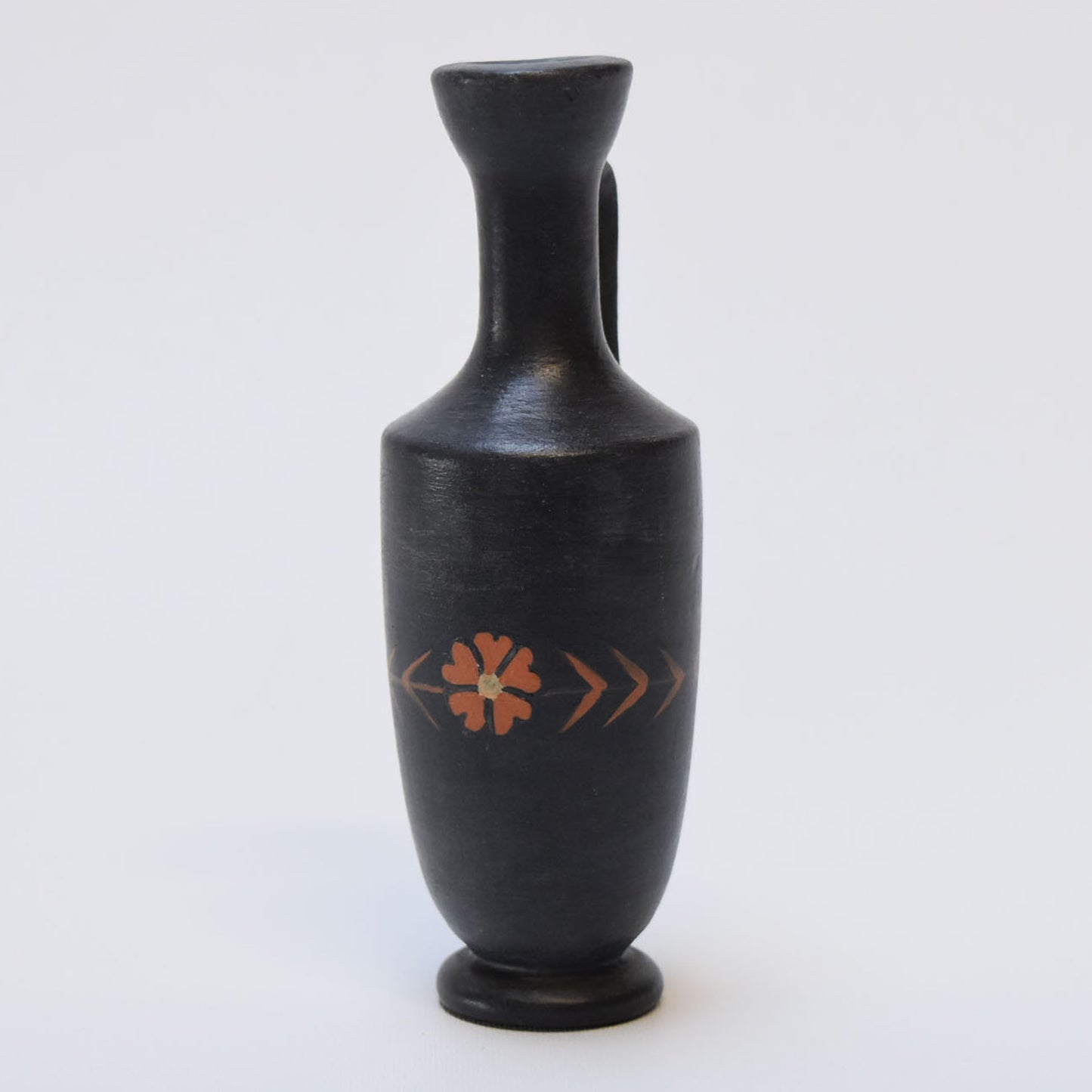  Small Lekythos simple flower decoration