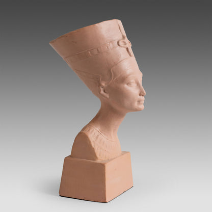 Bust of Queen Nefertiti - Berlin