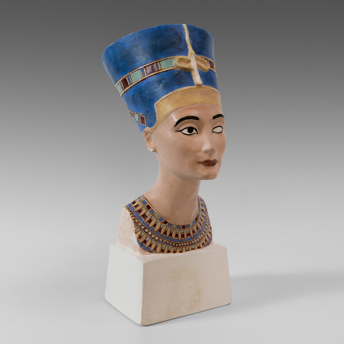 Bust of Queen Nefertiti - Berlin