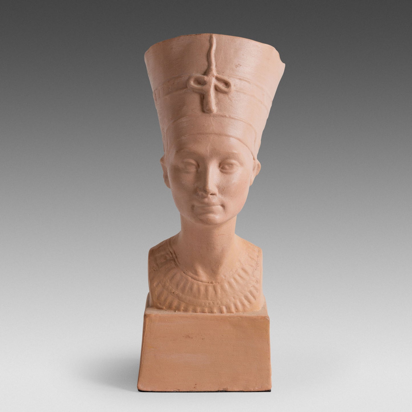 Bust of Queen Nefertiti - Berlin